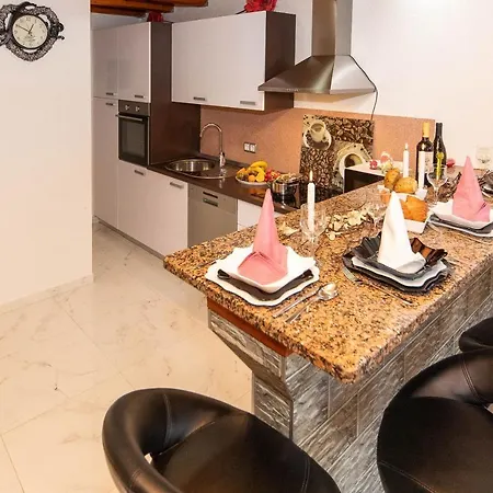 Apartment July Novi Vinodolski